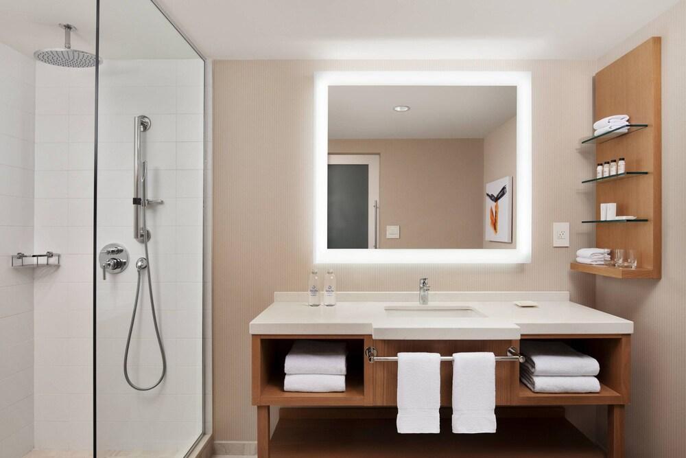 Delta Hotels By Marriott Chicago Willowbrook Eksteriør bilde