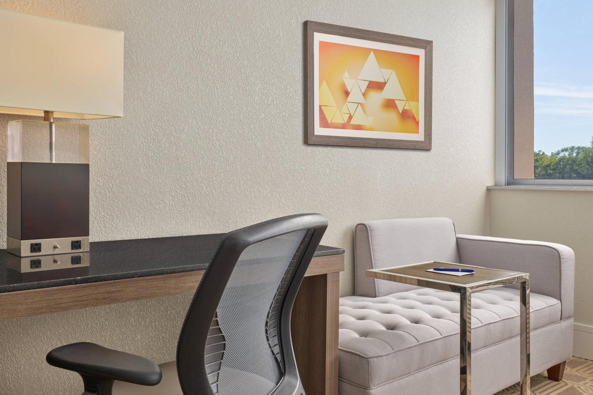 Delta Hotels By Marriott Chicago Willowbrook Eksteriør bilde
